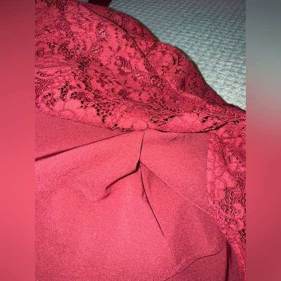 LULUS Love Like You Mean It Wine Red Backless Lace Midi Dress NWT SIZE: MEDIUM - Picture 11 of 14